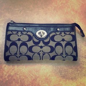 Coach zipper wristlet/wallet